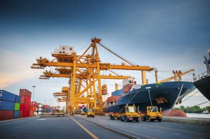 港口機械設(shè)備生產(chǎn)廠家的主要產(chǎn)品介紹